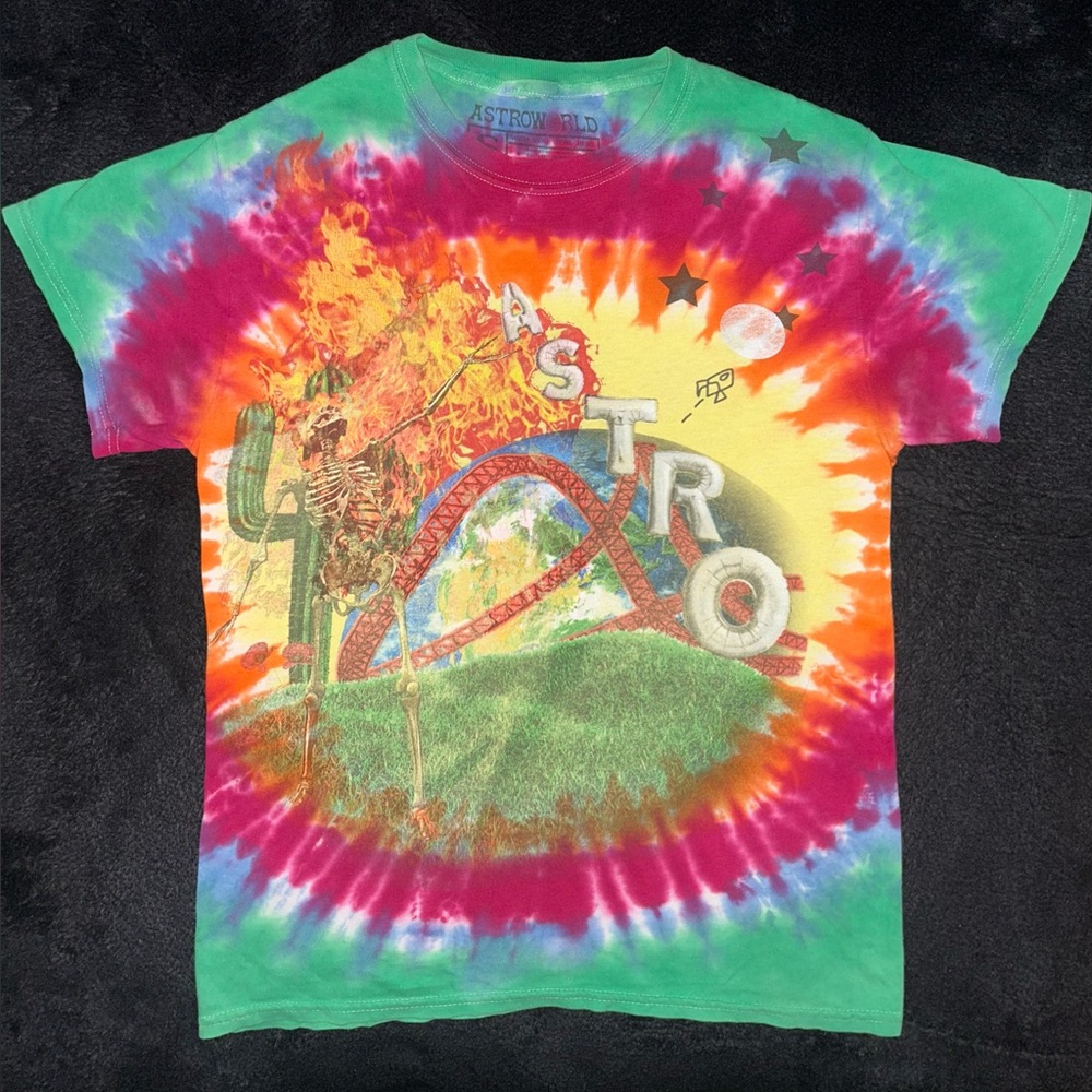 2018 Astroworld Travis Scott Smiley Tie Dye Roller Coaster Tee
-Size Small